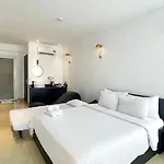A In Hotel Riverside